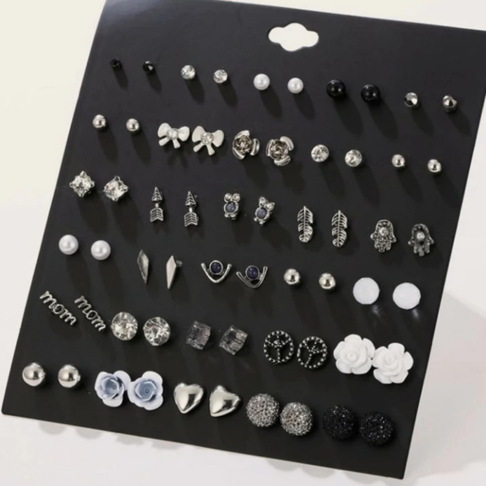 30 pair letter and arrow shaped faux pearl decor stud earrings